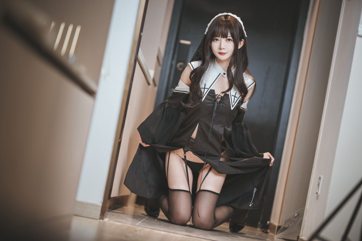 51酱-Cosplay黑丝修女-第4张图片-十六楼