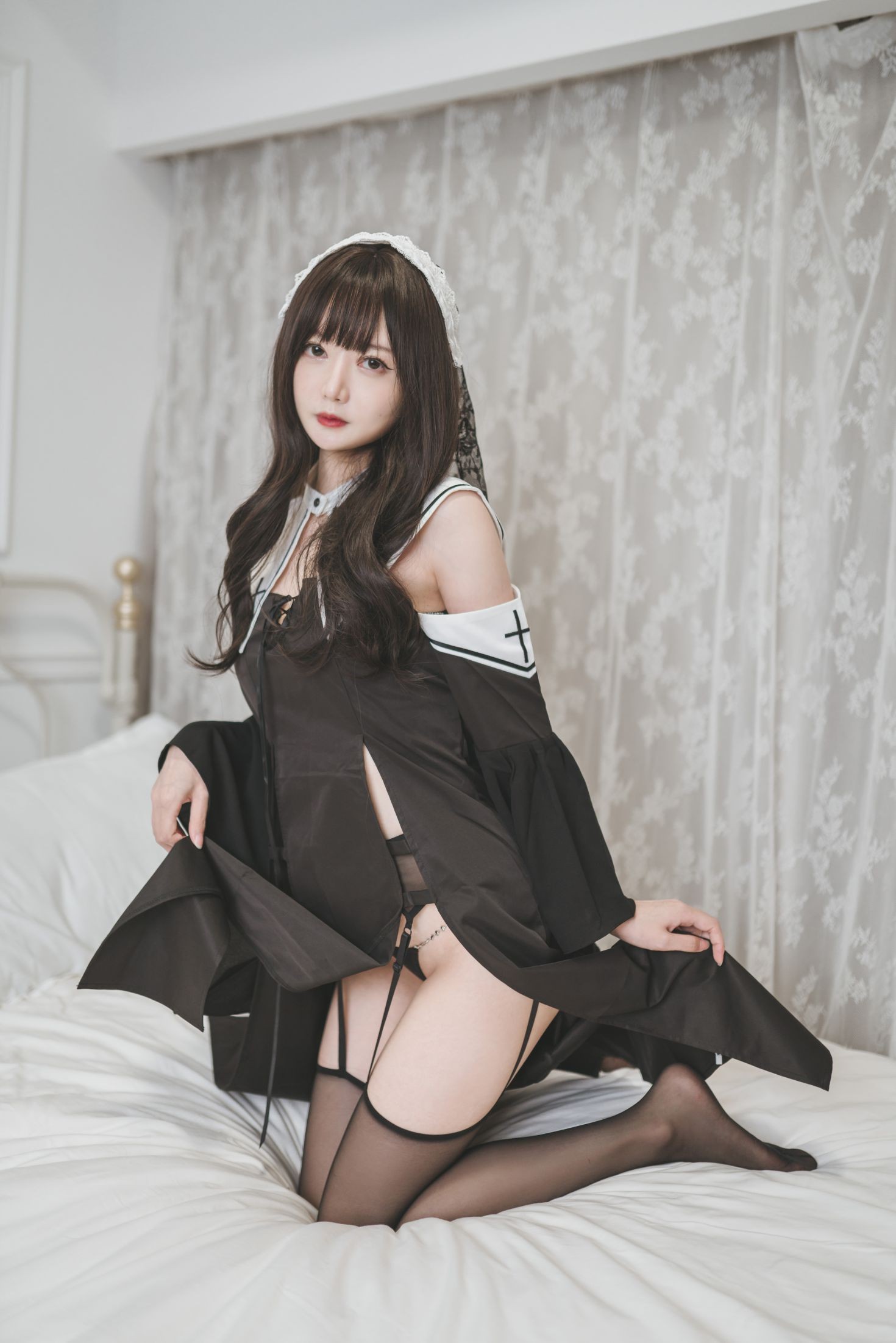 51酱-Cosplay黑丝修女-第29张图片-十六楼